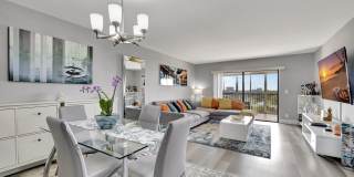 2200 S Cypress Bend Drive S Gallery 1