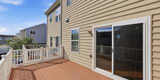 Large Townhome in Wormans Mill! Gallery 24