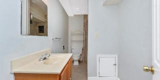 408 WILLOW HILL Gallery 20