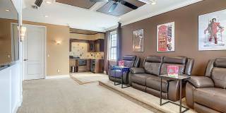 4 Bedroom Single Family Luxury Home in Woodland Lakes Preserve: Fully-Furnished Gallery 21