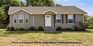 3 Bedroom Pet Friendly Home Near Post For Rent! Gallery 1