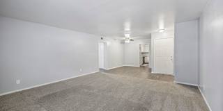 Premier Gardens Apt. Gallery 43