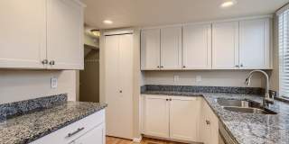 3 Bedroom 3 Bath in Littleton next to horseshoe park!! Gallery 9