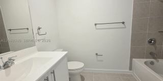2423 SE 30th St Gallery 26
