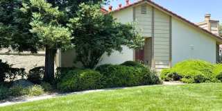140 Park Place, Petaluma (2 bed/1 bath Condo) - 1st OPEN HOUSE WED., 9/9 FROM 12:30 - 1:00 PM Gallery 1