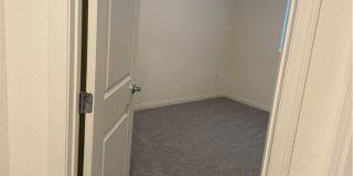 10419 Luna Mezzo Street Gallery 15