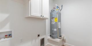 8001 SAWDUST Gallery 13