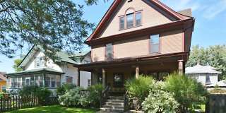 Charming 4BR Duplex in Merriam Park - Available 9/11! Gallery 1