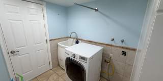 $4895 - Beautiful and Well Maintained South Gilroy Home w/ Salt Water Pool!! Gallery 11