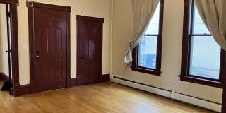 1908 Jackson St NE - 1 Gallery 5