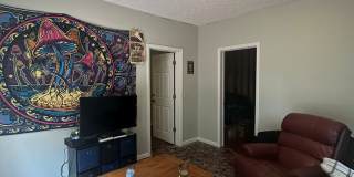 Large 4 Bedroom, 3 bathroom house near Downtown Gallery 30