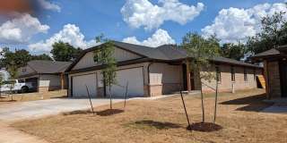3 Bed 2 Bath 2 Car Duplex Freedom Villas in Midwest City, OK Gallery 1