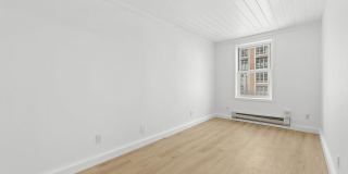 282 HUDSON Street Gallery 6