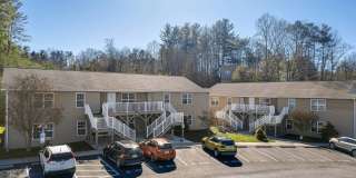 Creekside at Weaverville Gallery 16