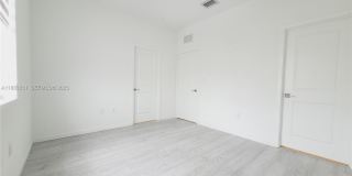 541 Northeast 4th Lane Gallery 10