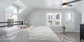 1374 Ida Avenue Gallery 21