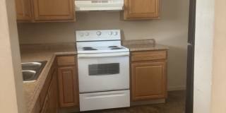 17th Place Apartments Gallery 1