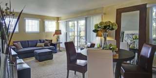 Regency Woods Apartment Homes Gallery 13