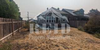 Charming 3-Bedroom Bremerton Home Gallery 22