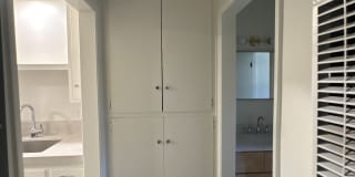 516 East Oak Street - B Gallery 4