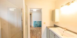 1208 East Barclay Court Gallery 24