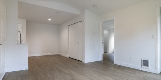 The Docks at Redmond Lakeview Gallery 32