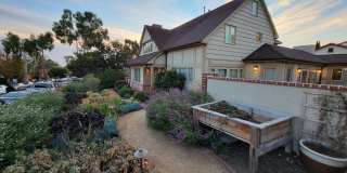 Entire residential home hosted by 3M1S | HOME Gallery 57