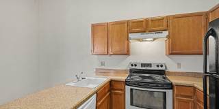 Charming Top-Floor Studio in Aurora with Private Patio & In-Unit Laundry Gallery 3