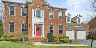 4561 RONA Place Gallery 1