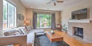 Beautifully Remodeled Home in Fantastic Westside Village/Palms location Gallery 6