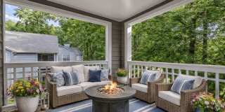 Delta Crossing Gallery 11