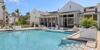 Tapestry Palmera Gallery 36