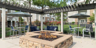 Vintage Creekwood Park Apartments Gallery 19