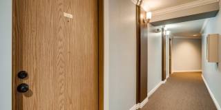 2 Bedroom Corner Unit, excellent location!! 2 Bedroom Corner Unit, excellent location!! Gallery 5