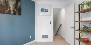 Greenwood Townhome Gallery 24
