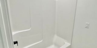 PET FRIENDLY!! HURRICANE TOWNHOME! Gallery 22