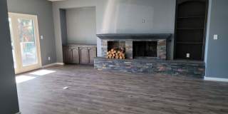 On the water! Updated 2bd/2ba Tempe Rental--COMING SOON Gallery 3