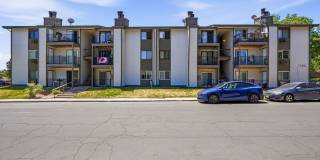Move in Ready 2bed 2bath in Cherry Creek Schools Move in Ready 2bed 2bath in Cherry Creek Schools Gallery 1