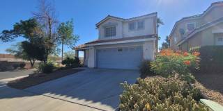 Beautiful 4 Bedroom Home in Green Valley Gallery 1