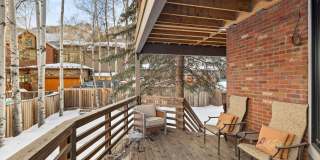 117 W Hyman Gallery 22