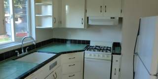 Rent Ready --- Pending approved tenant Gallery 8