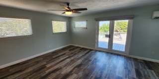 Beautiful 3 Bedroom 3 Bath Beachside Home Gallery 22