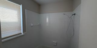 Fab 4 bed 2 bath 2 garage Gallery 8