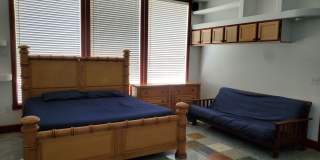 Spacious 3/2 with In-Law Suite Gallery 25