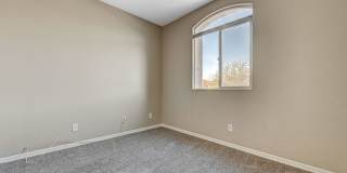 4 Bedroom Home in Silverstone Ranch Gallery 35