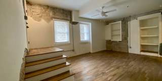 Andrews Court Gallery 87