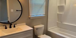 1004 Culver Lane Gallery 10