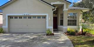 Cute 3 Bedroom 2 Bath House in Andover Point Gallery 1