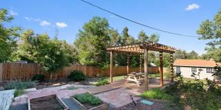 2 Bedroom 1 Bath Duplex Gallery 21