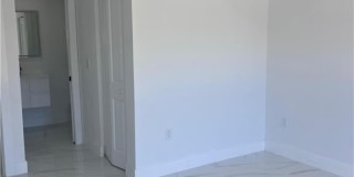 1112 E 12th St Gallery 20